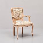 1047 1427 ARMCHAIR